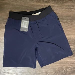 Fabletics 7” Franchise Short
